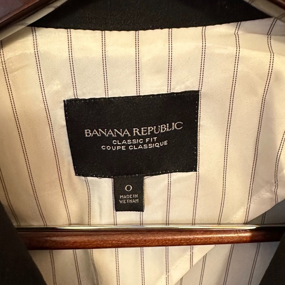 Vintage banana republic black blazer size 0 (fits like a 2/small) - Picture 3 of 5